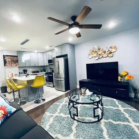 Magic Gardens 1Bd Apt In Center City